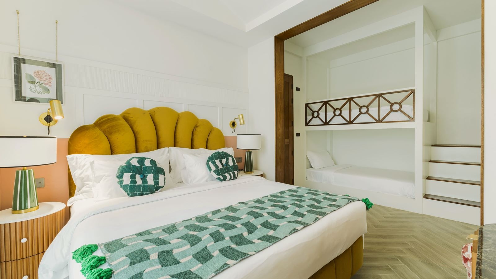 rooms-onebedroom-lagoon-suite-villa