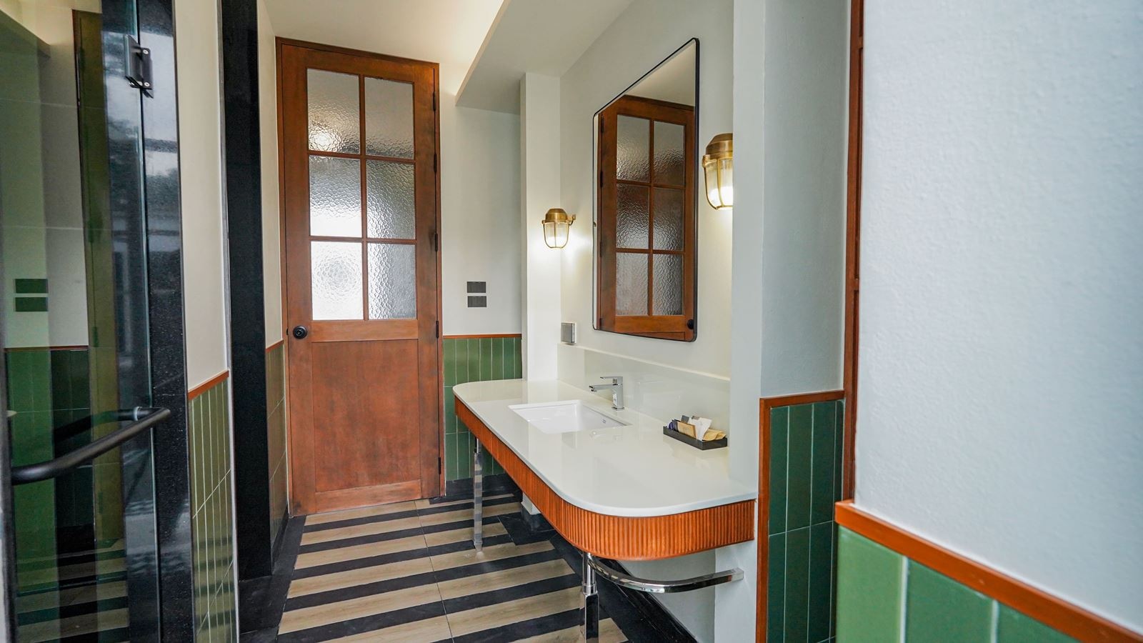 rooms-twobedroom-lagoon-villa