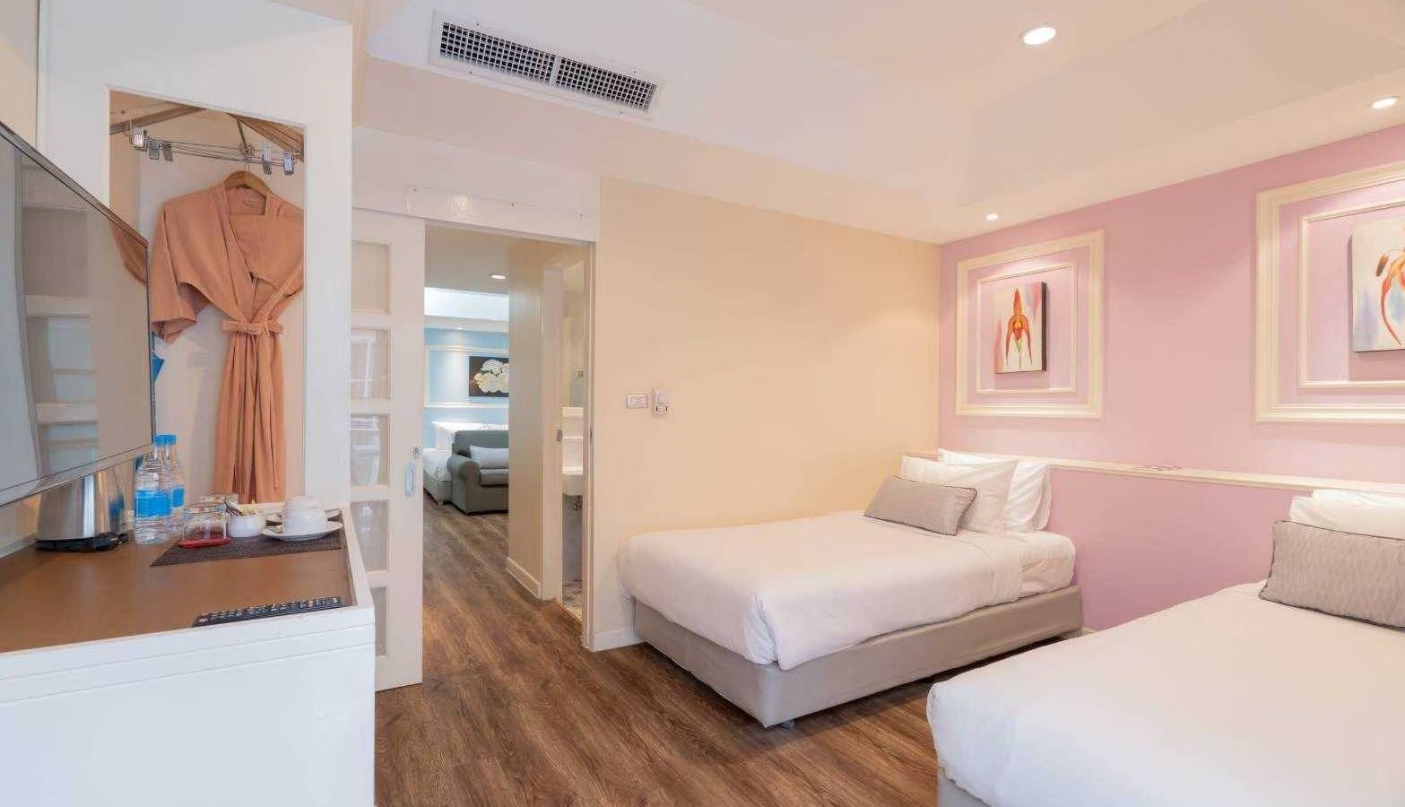 rooms-family-room