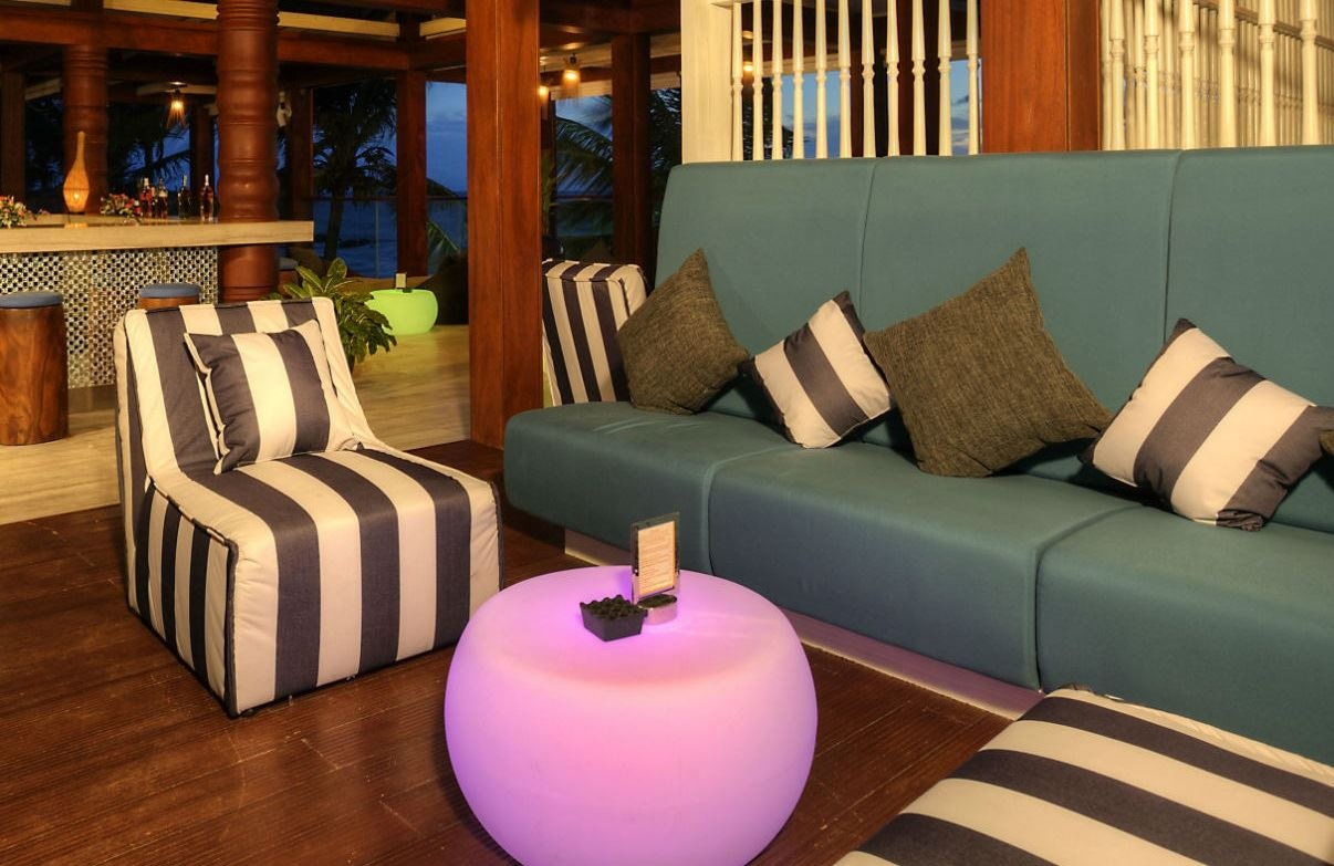 restaurants-firefly-lounge