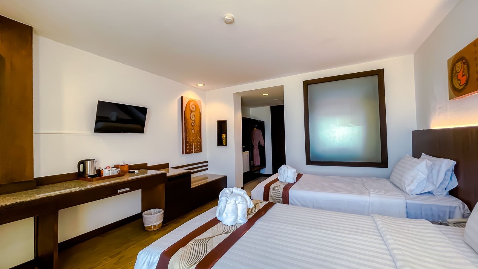 rooms-deluxe-twin-room