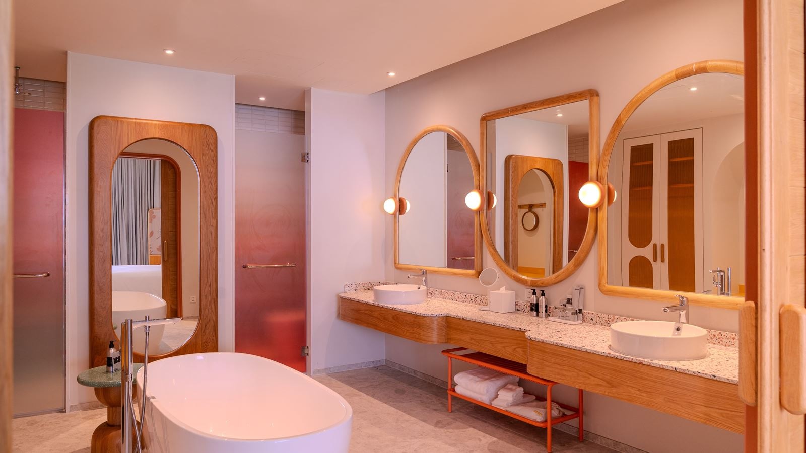 rooms-deluxe-one-bedroom-suite-with-ocean-view-and-private-pool