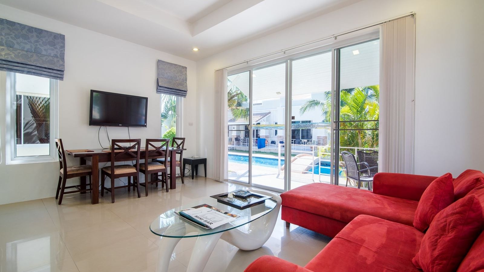 rooms-deluxe-pool-side-villa-2-bedroom-1-bathroom