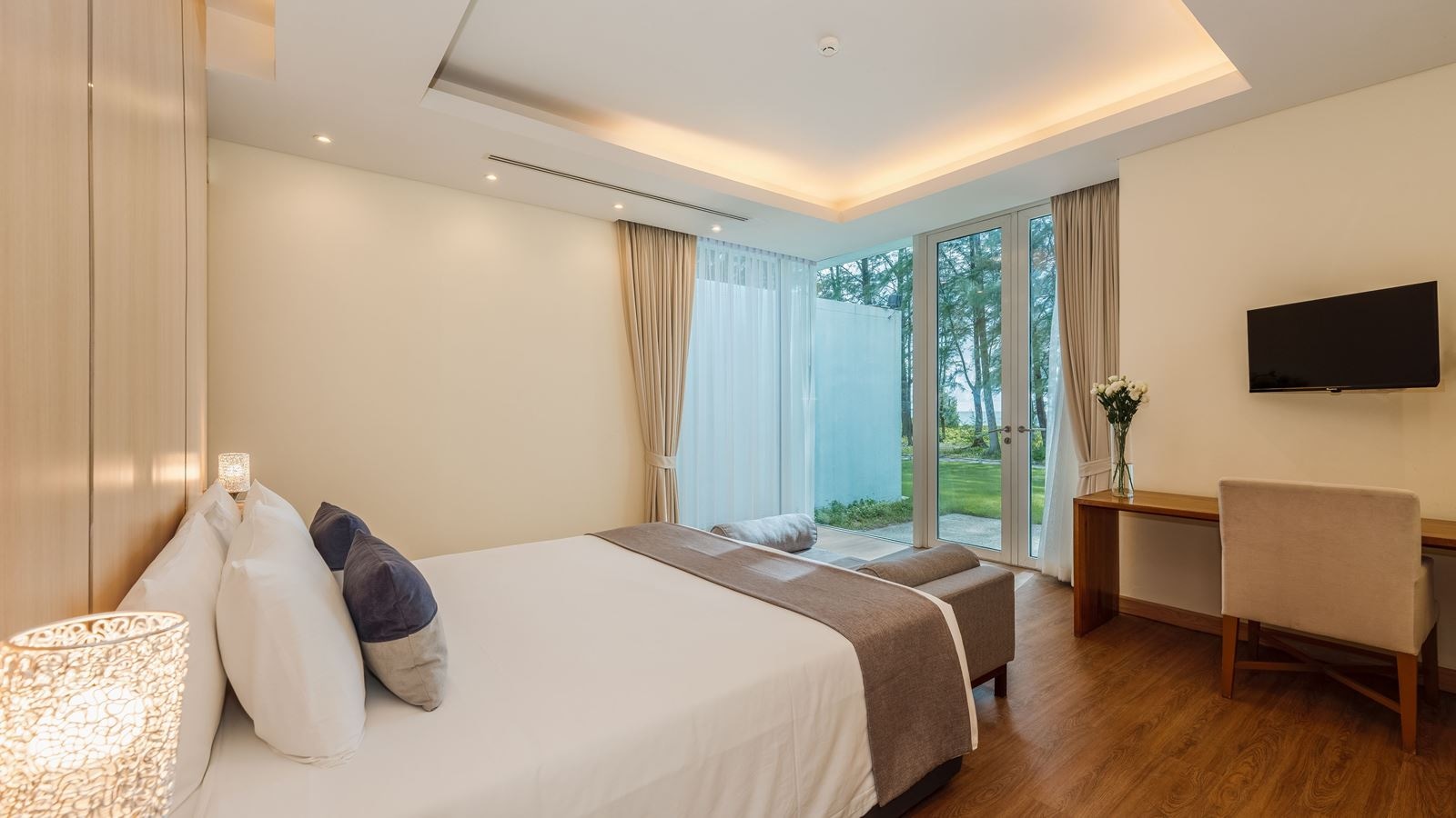 rooms-vf2b2-bedroom-ocean-front-pool-villa-420-sqm