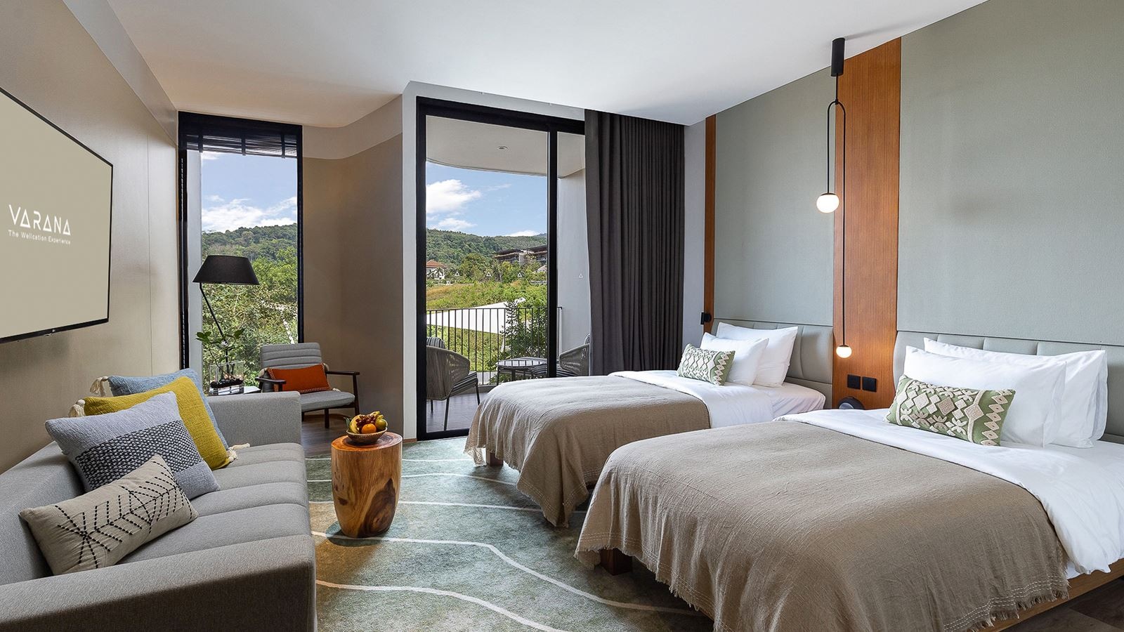 rooms-luxe-mountain-view