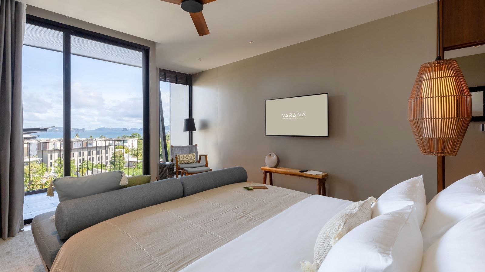 rooms-luxe-plus-ocean