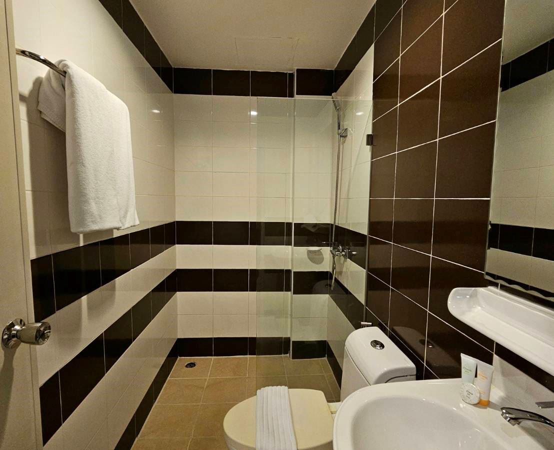 rooms-delxe-twin-room