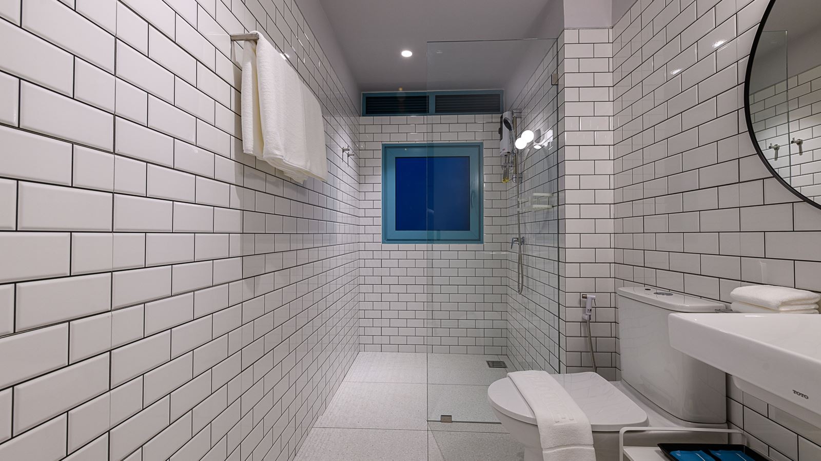 rooms-grand-river-front-deluxe-room