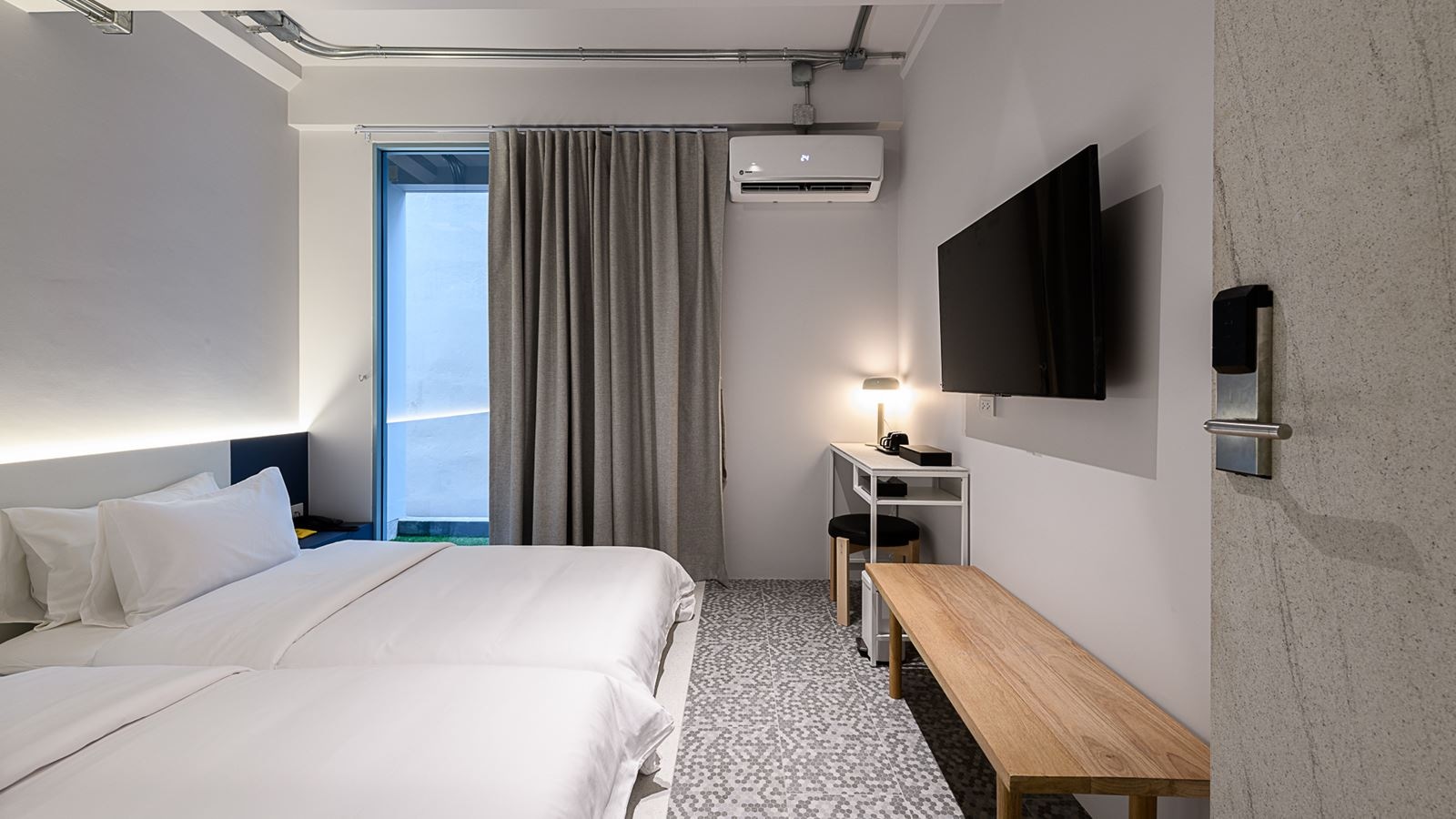 rooms-wanglang-superior-twin