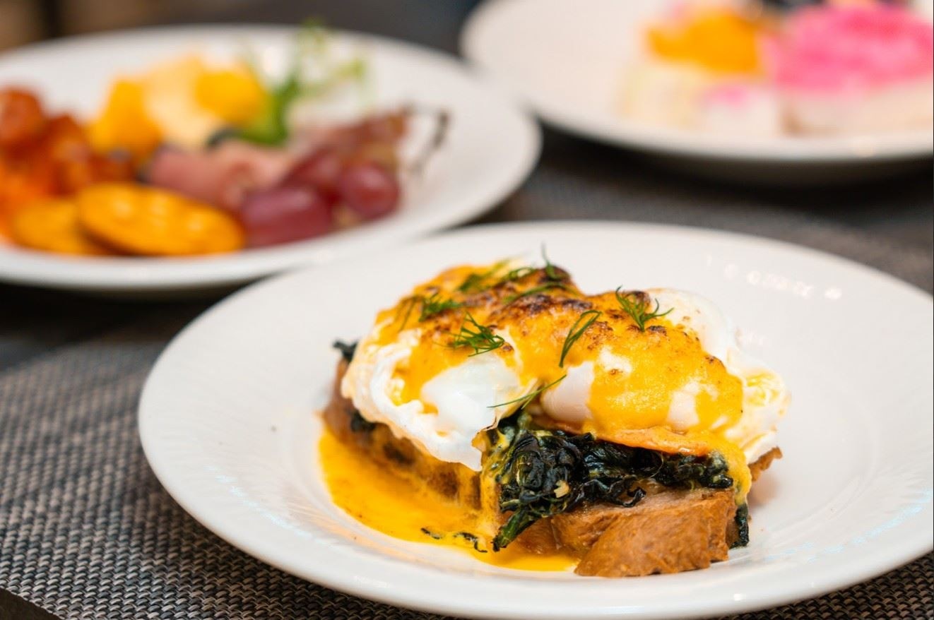 restaurants-twenty--twentytwo-bar--restaurant