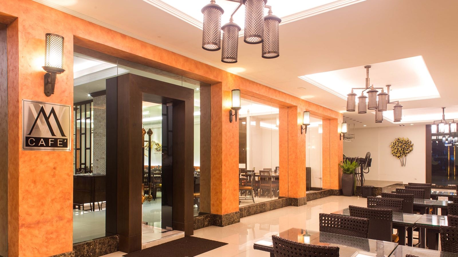 restaurants-m-cafe