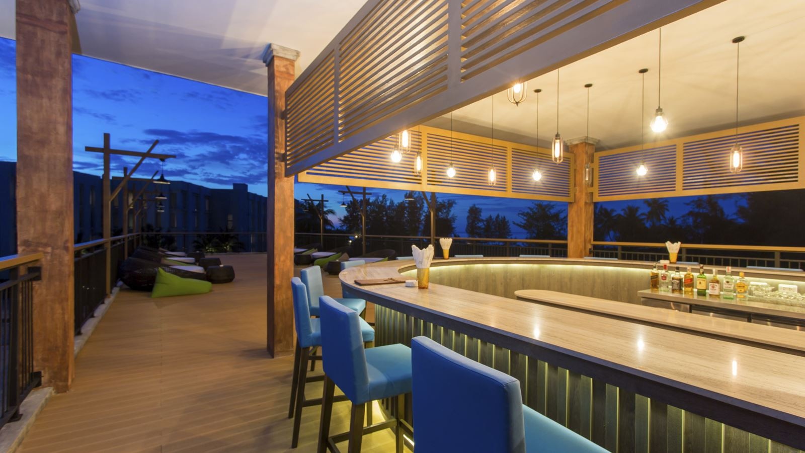 bars-music-and-wine-bar