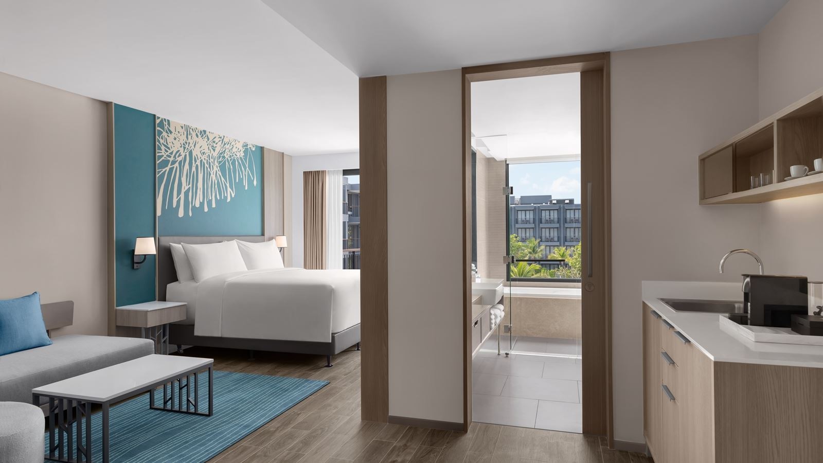 rooms-family-larger-guest-room-resort-view