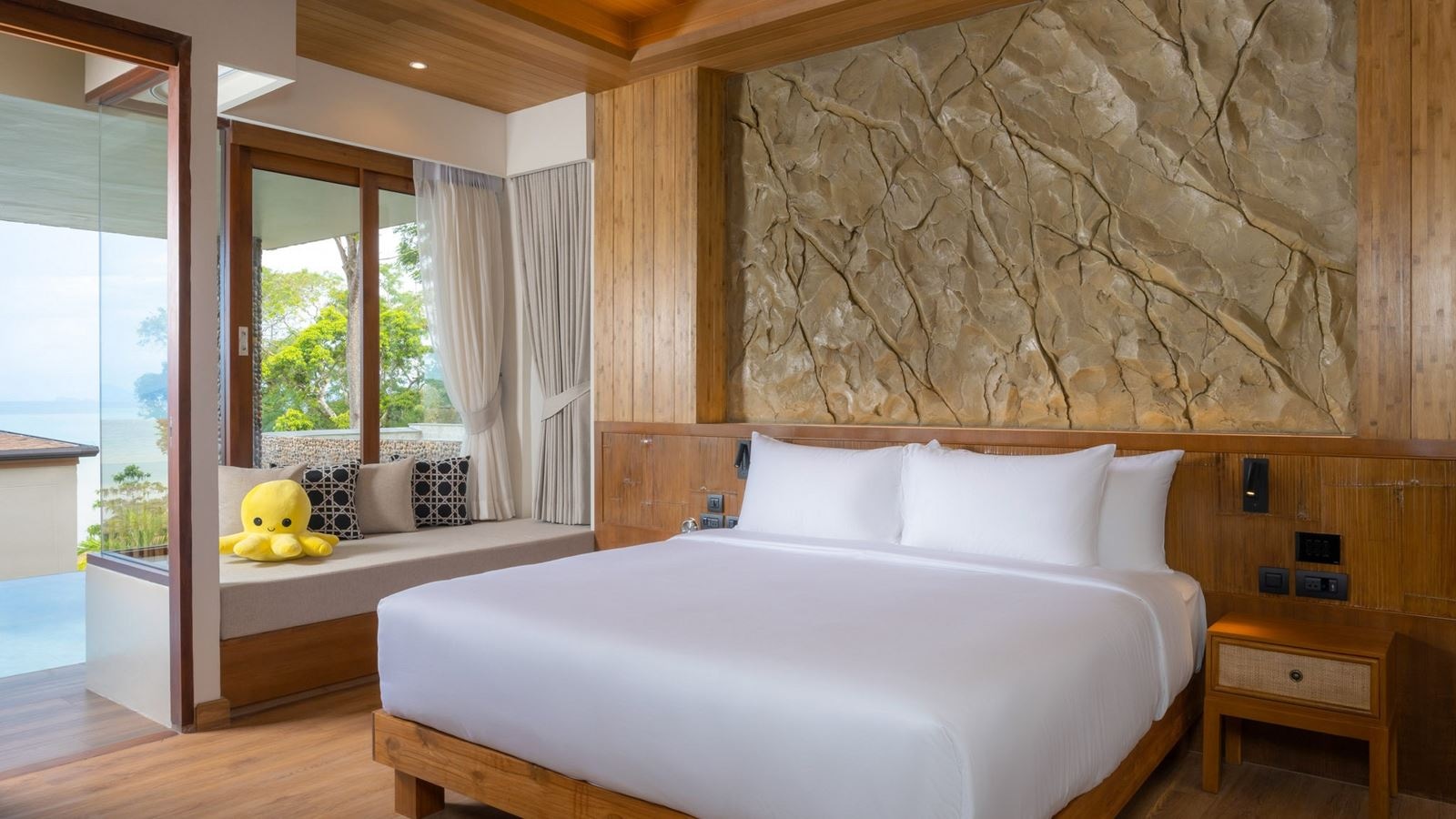 rooms-studio-pool-villa