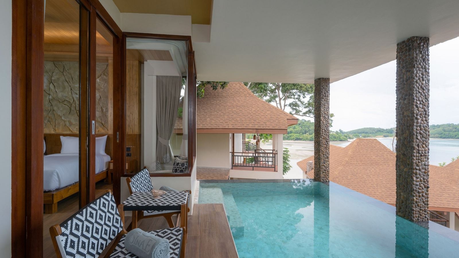rooms-studio-pool-villa