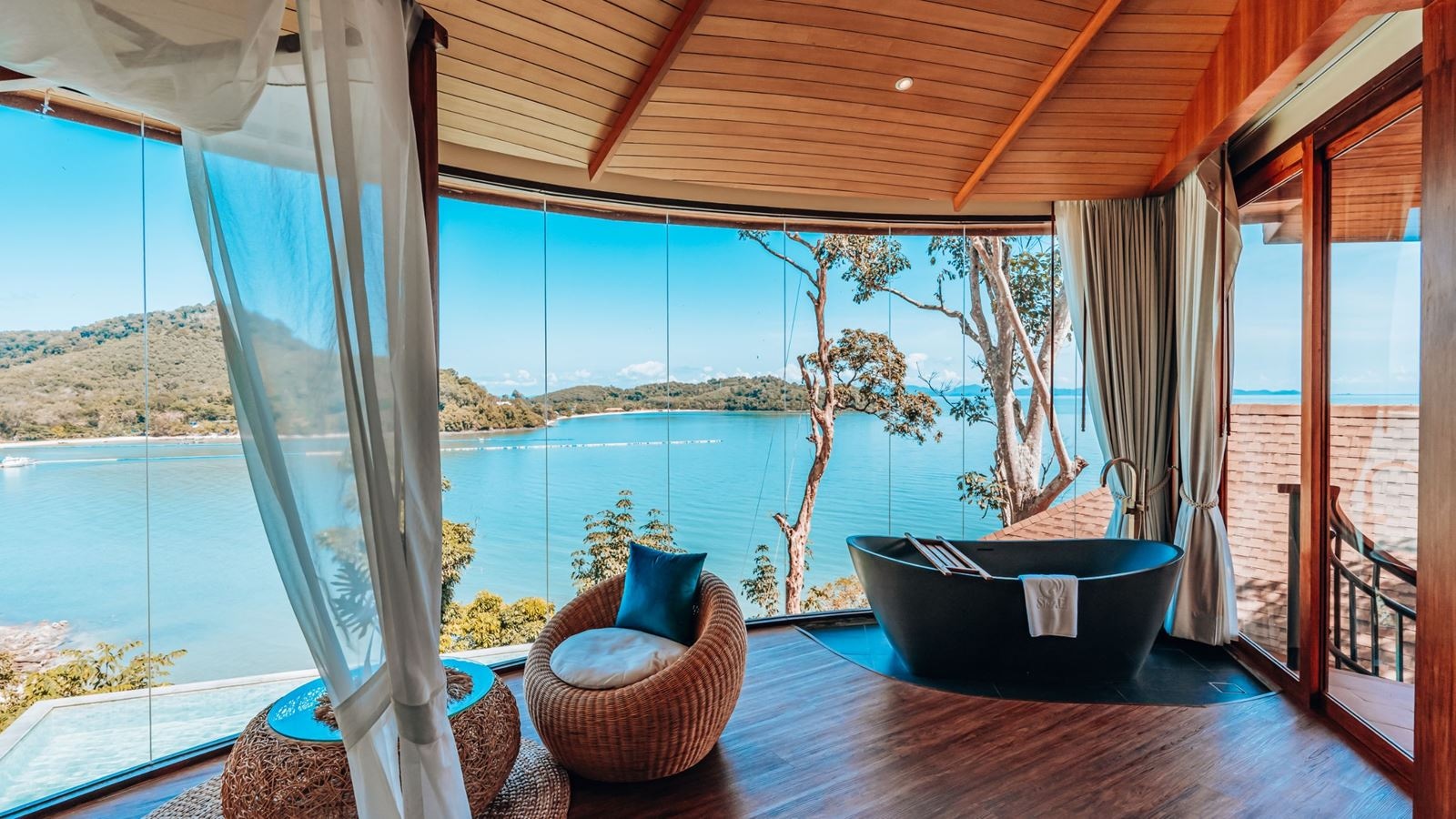 rooms-duplex-pool-villa-b