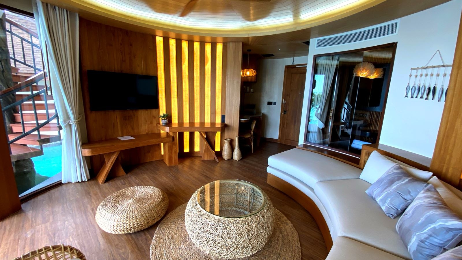 rooms-duplex-pool-villa-b