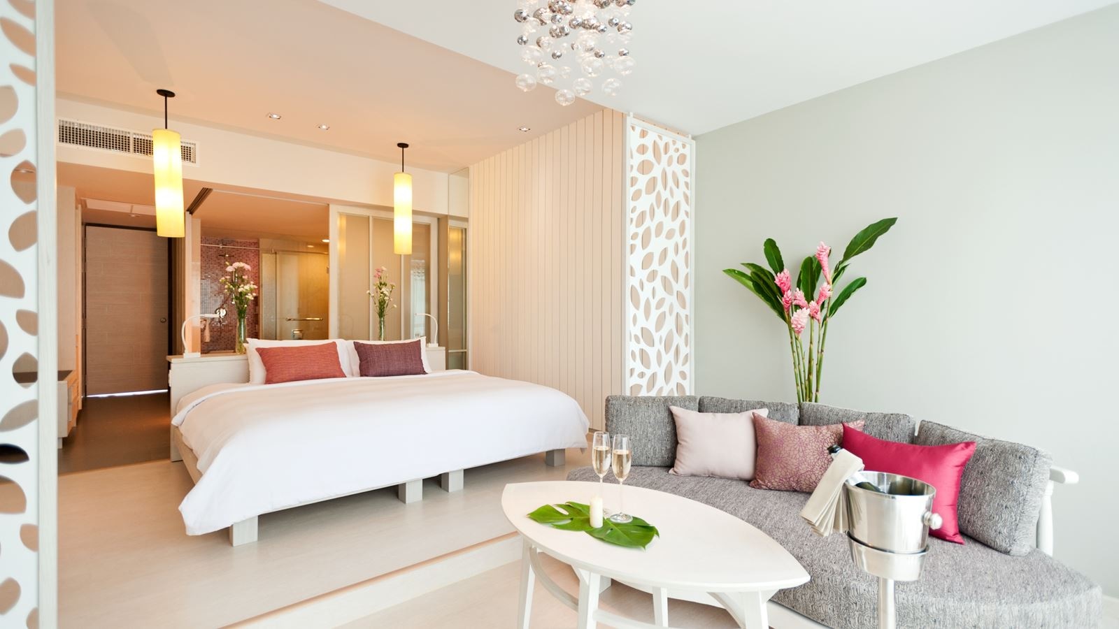 rooms-pool-access-junior-suite