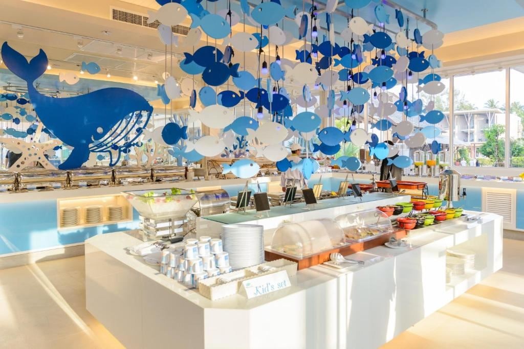 restaurants-restaurants