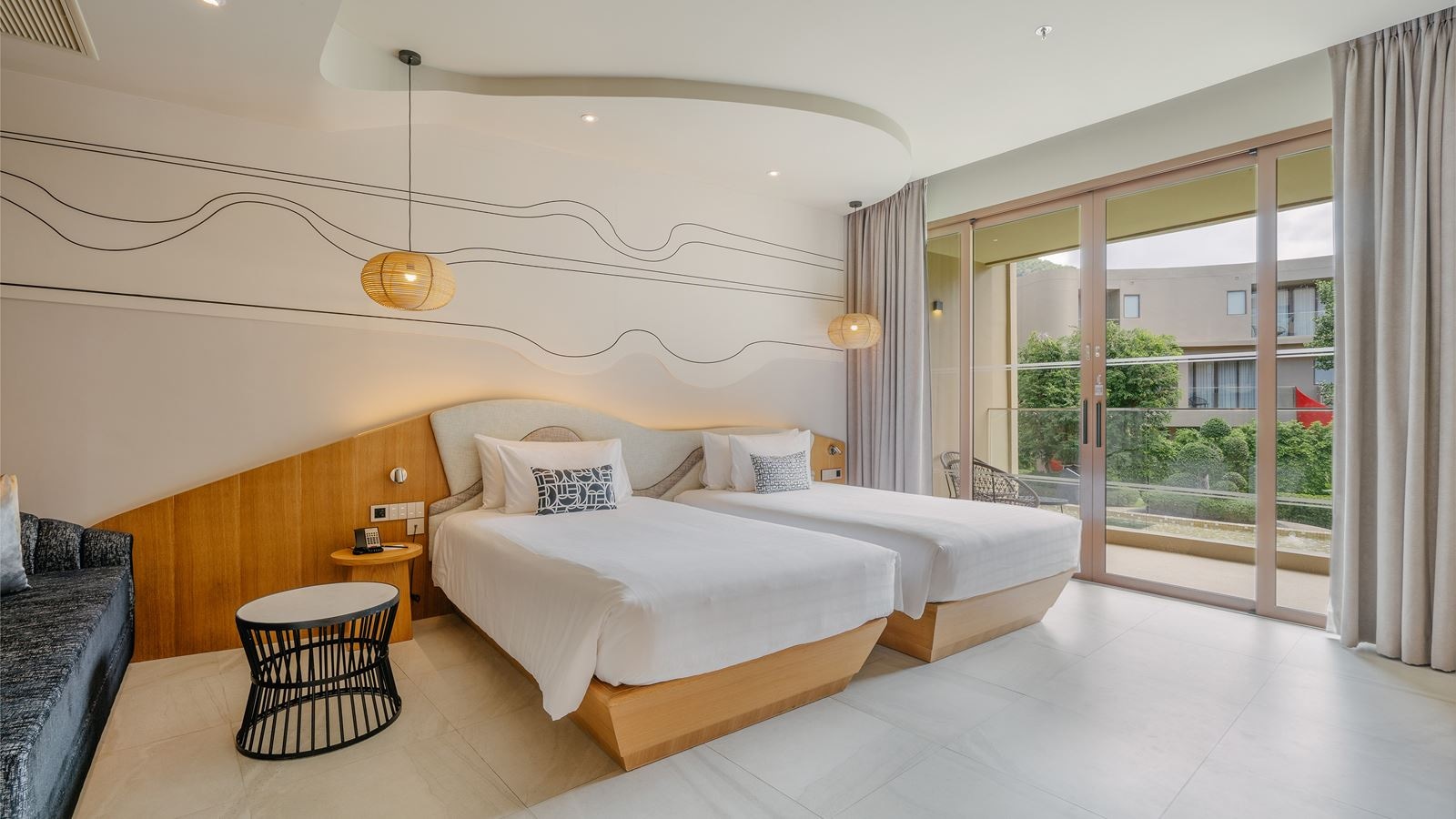 rooms-junior-suite-with-pool-access-2nd-floor-upper-floor-child-sharing-bed