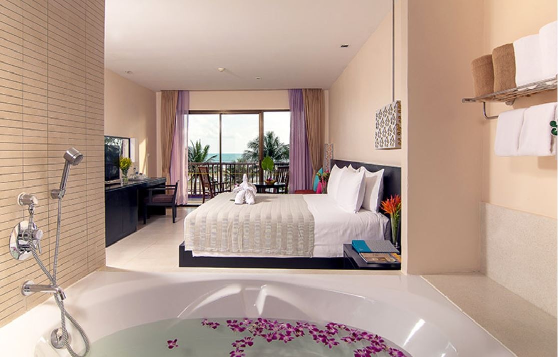 rooms-deluxe-seaview