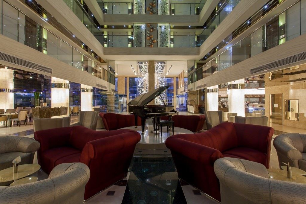 general-main-building