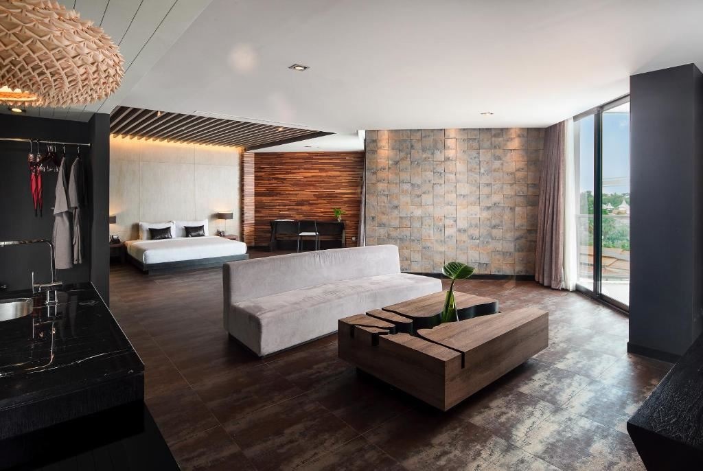 rooms-royal-suite-sea-view