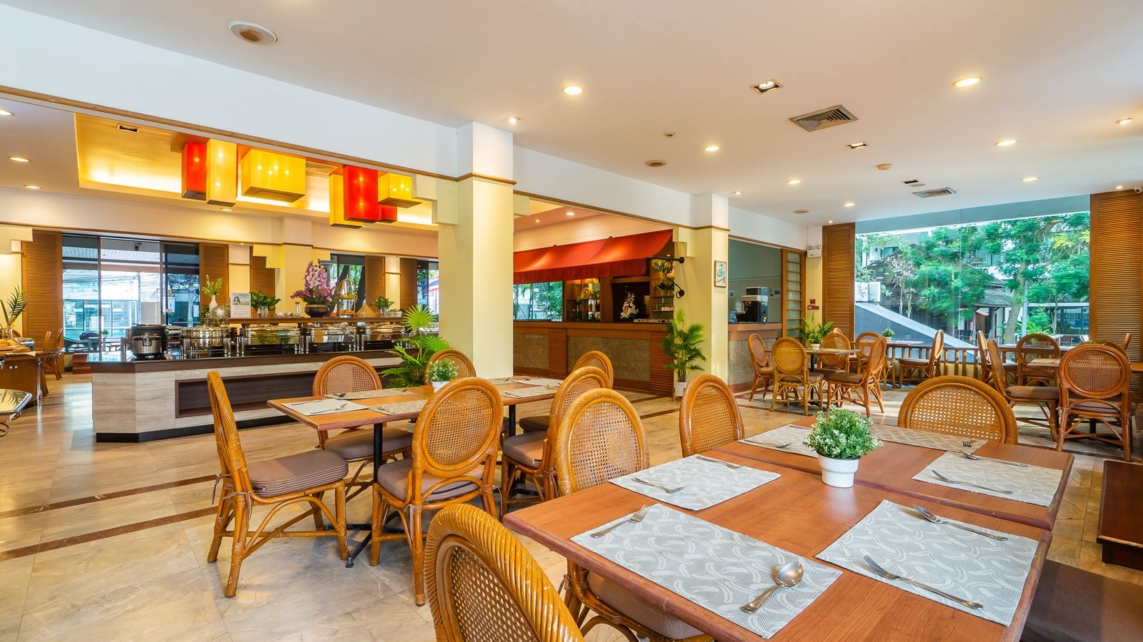 restaurants-rattana-coffee-shop