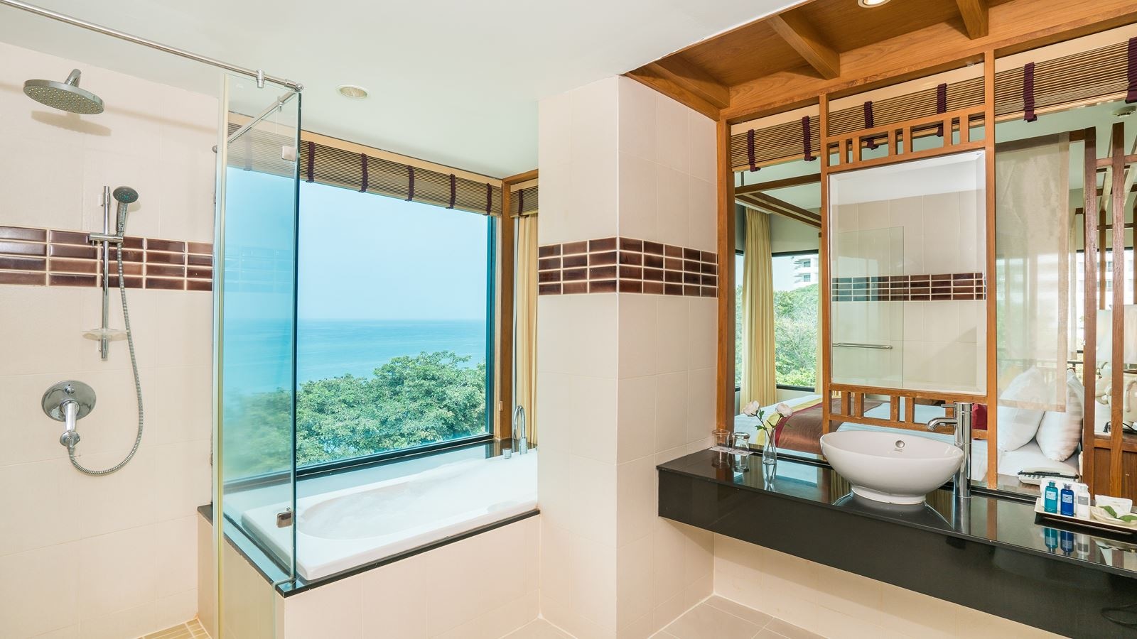 rooms-ocean-front-room