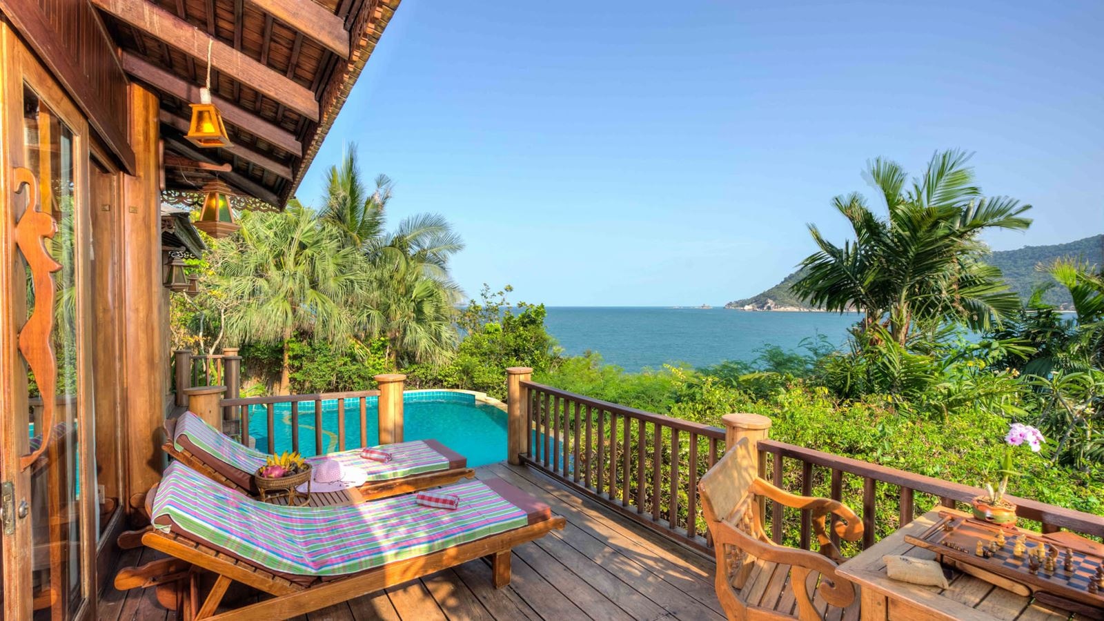 rooms-sea-view-pool-villa-plus
