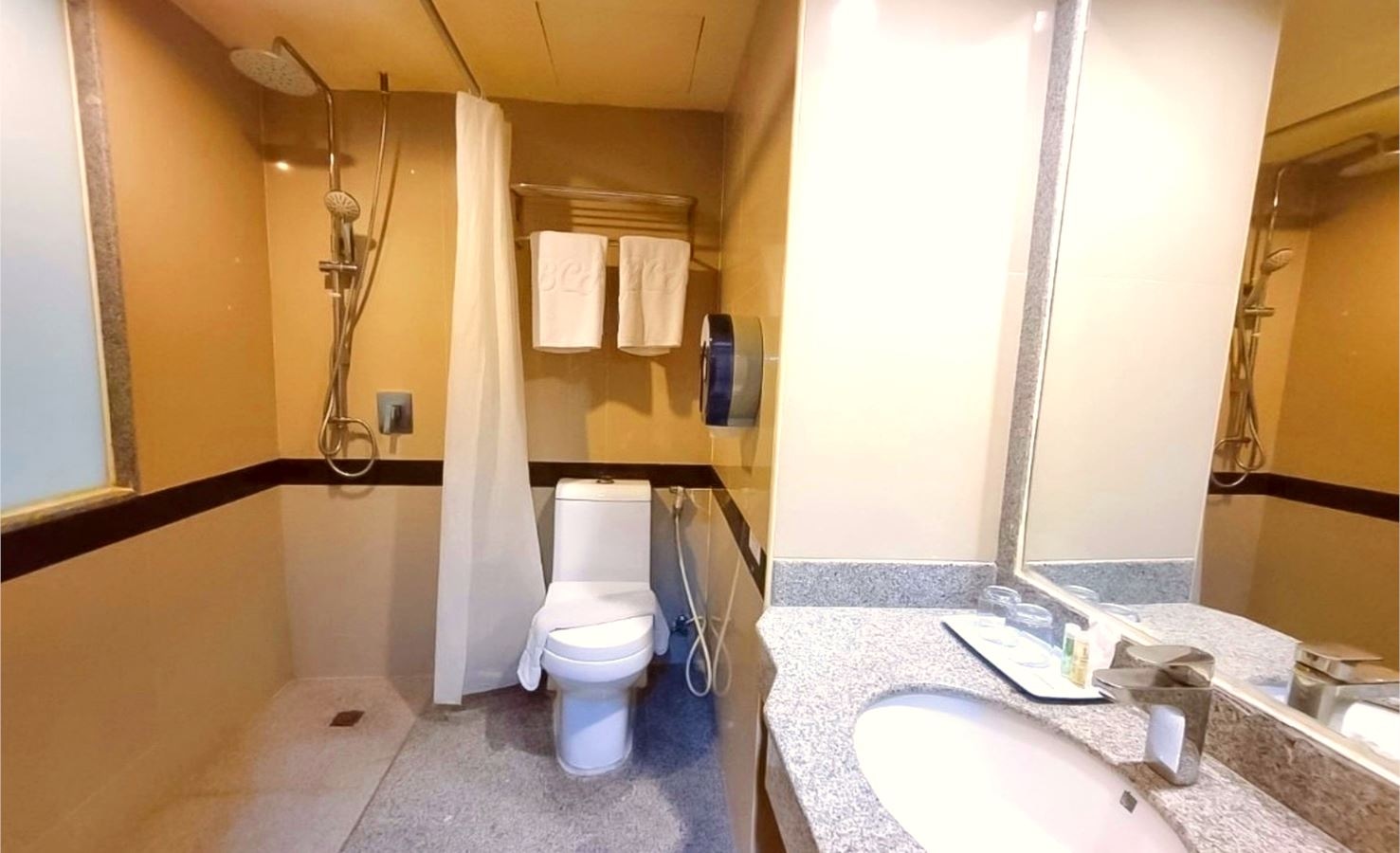 rooms-superior-twin-room