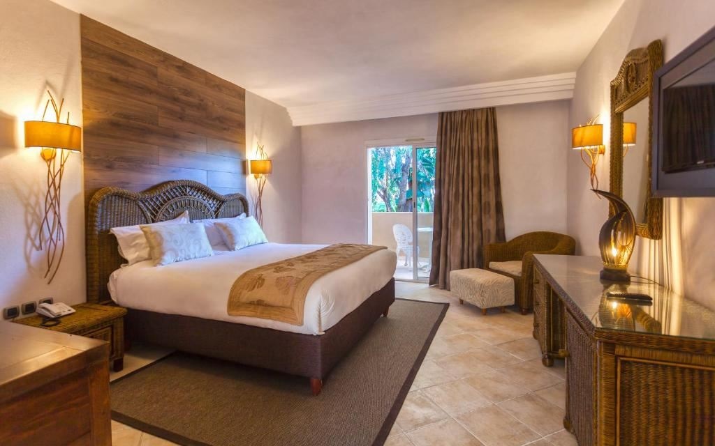 rooms-single-garden-view