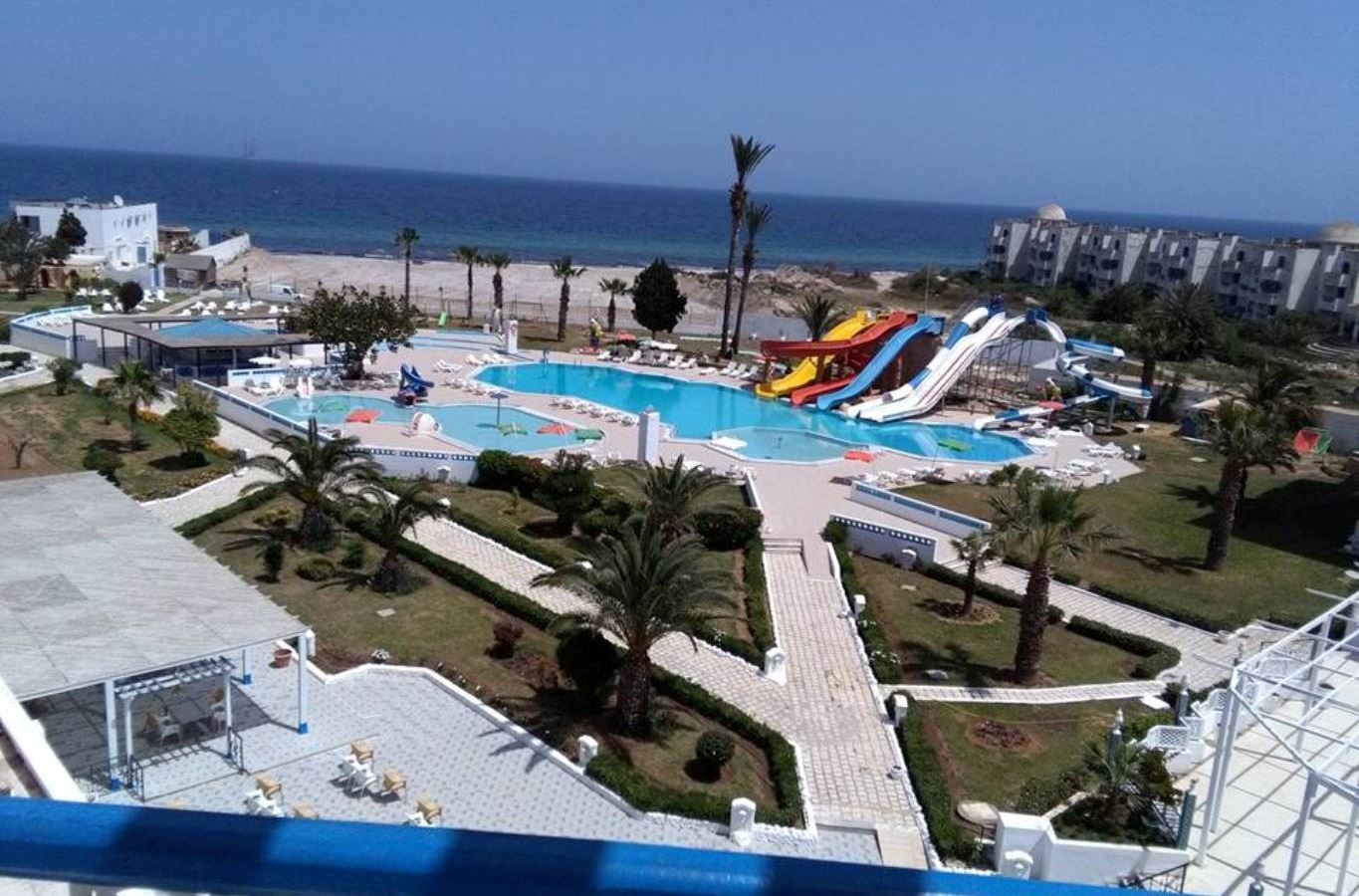 water-park-outdoor-pool