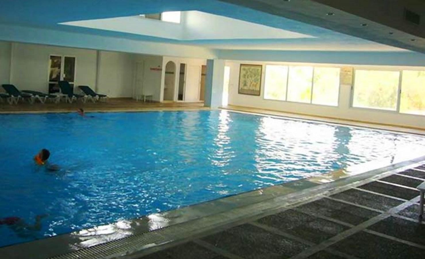 pools-indoor-pool