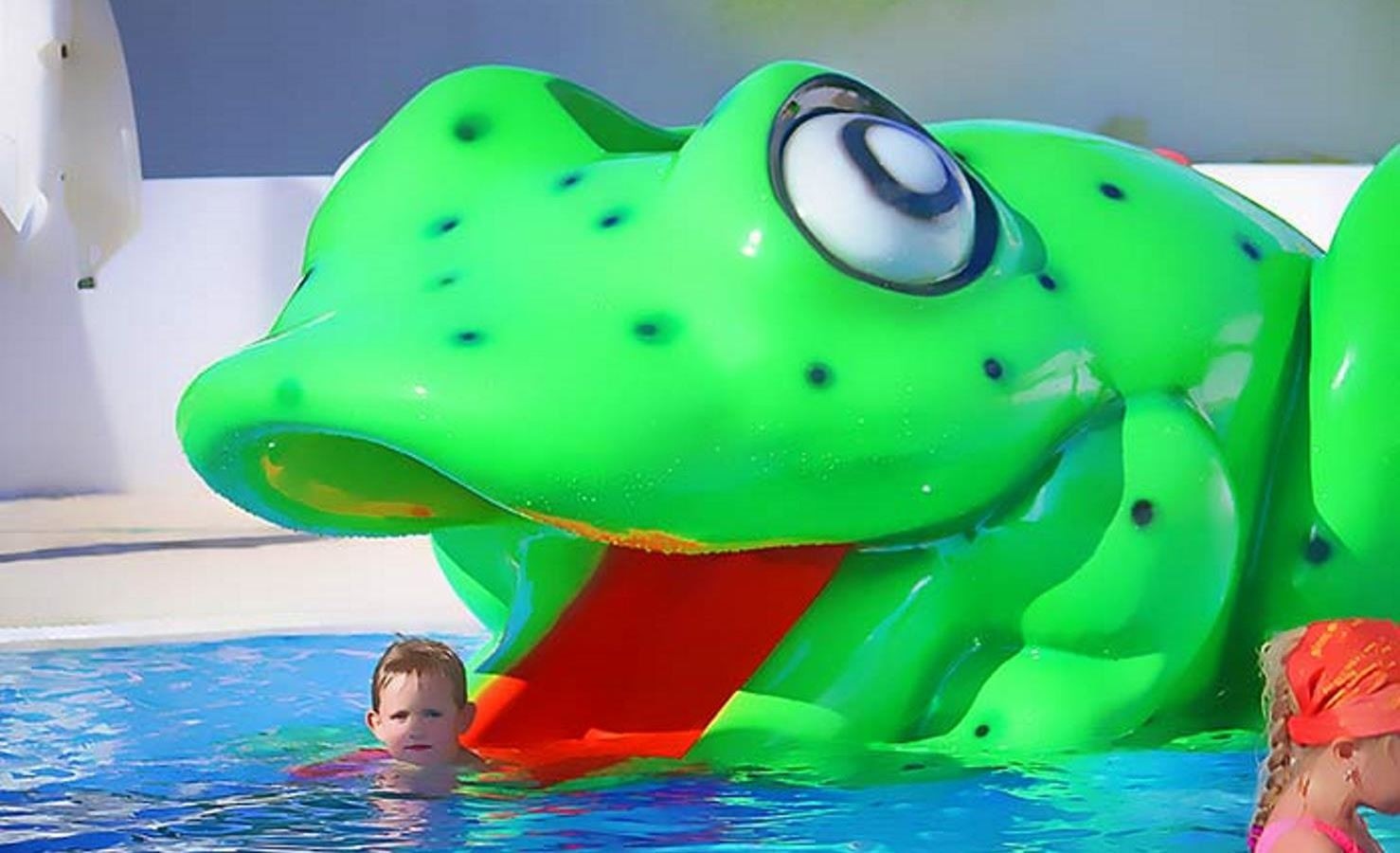 pools-outdoor-childrens-pool