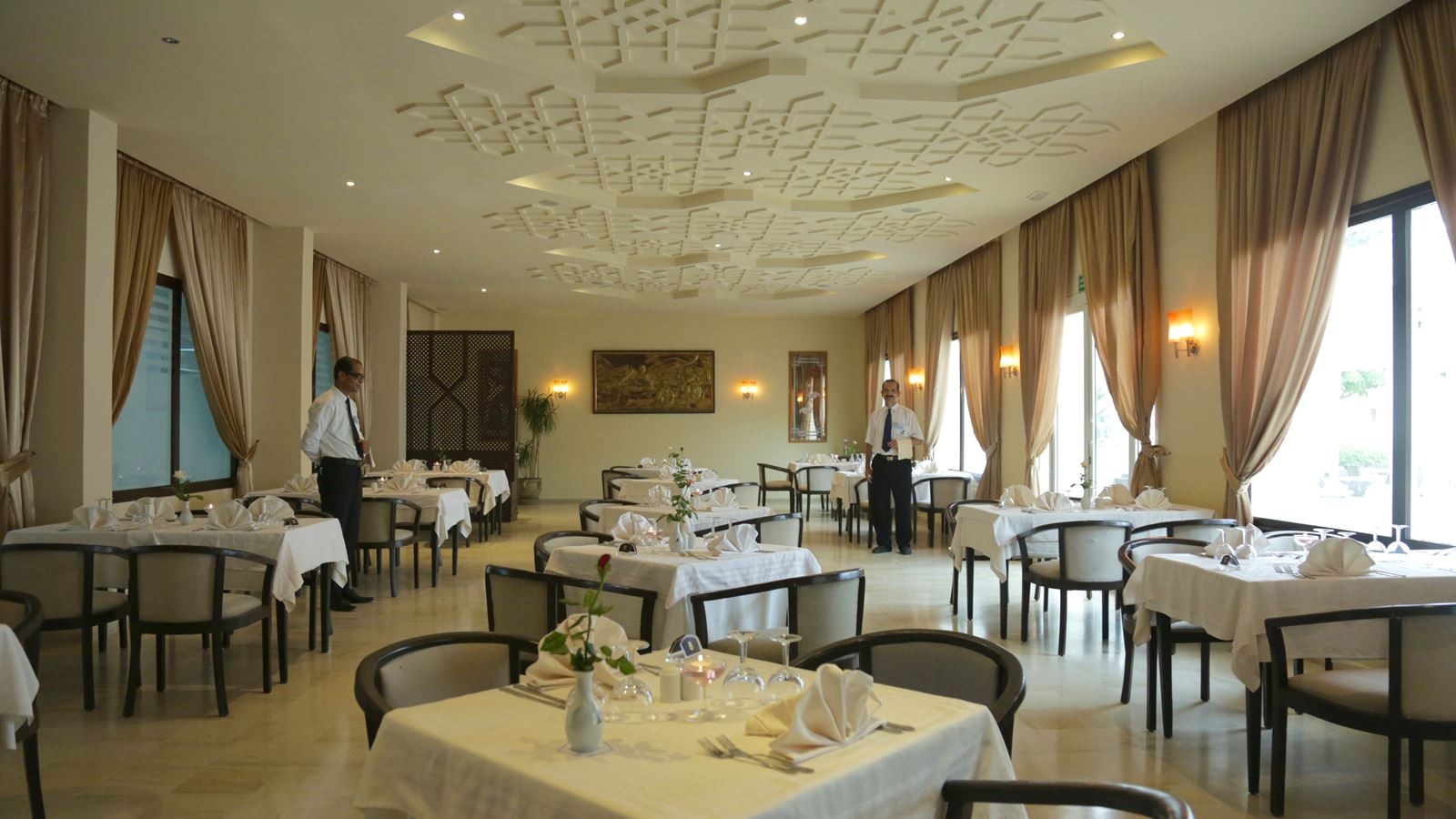 restaurants-main-restaurant