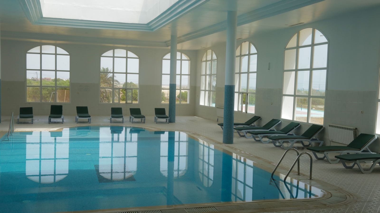 pools-indoor-pool