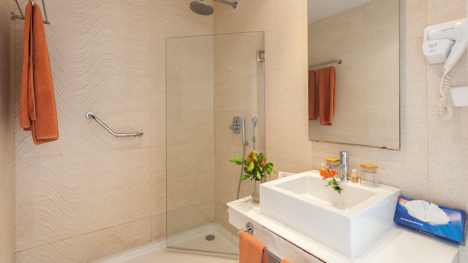 rooms-superior-sea-view-room