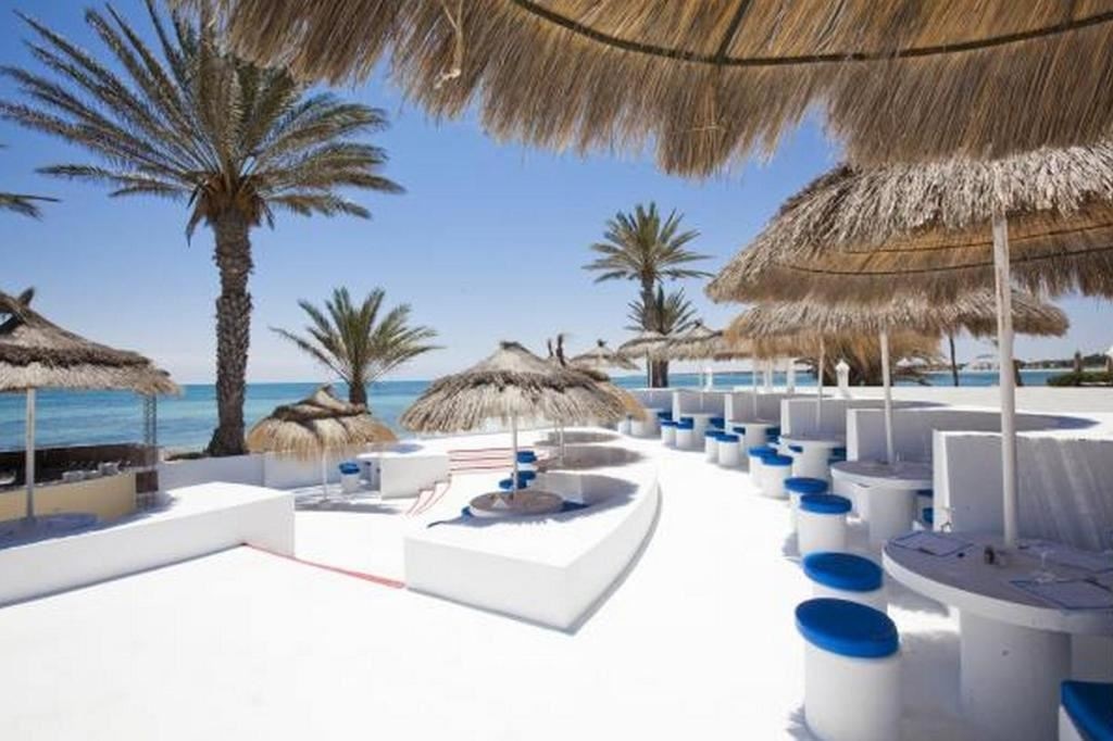 restaurants-restaurants