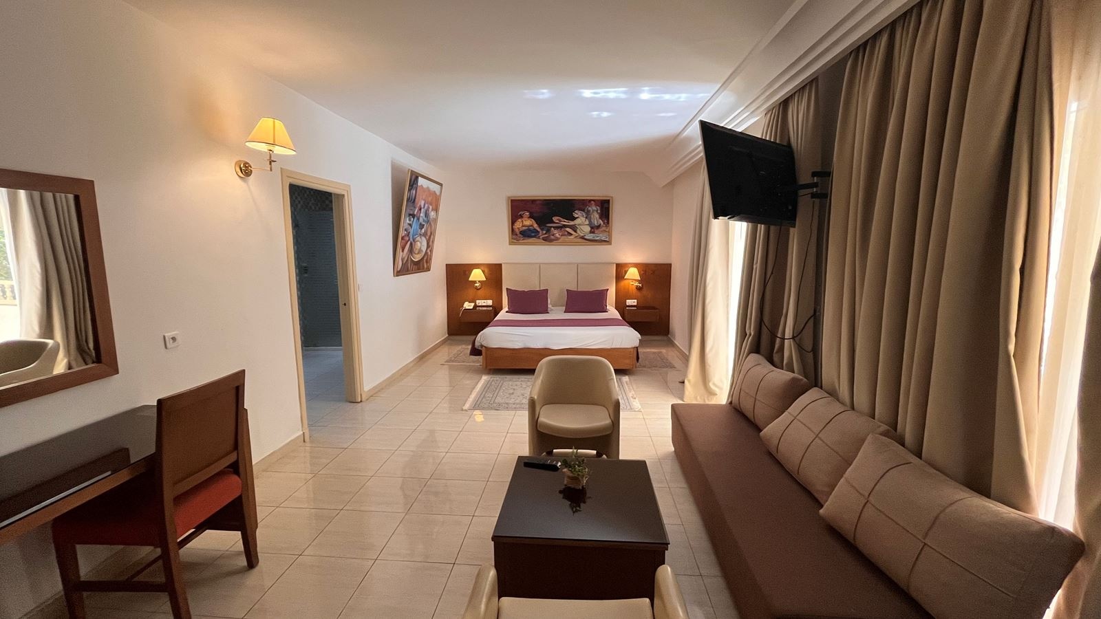 rooms-executive-room
