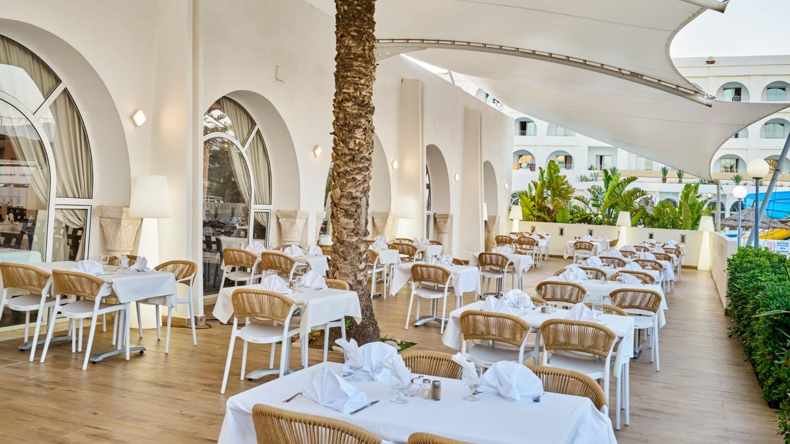 restaurants-restaurants