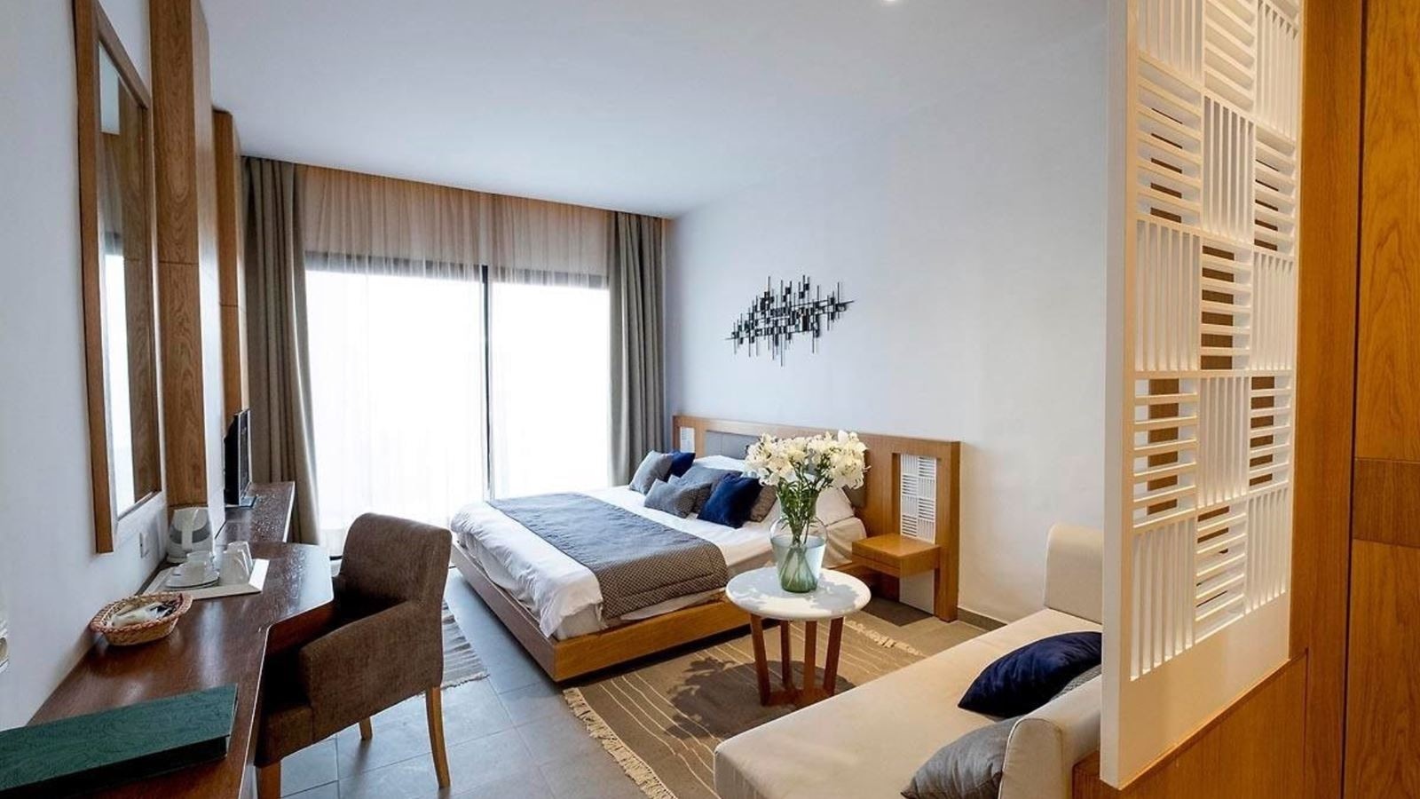 rooms-room-premium-with-terrace-single-use