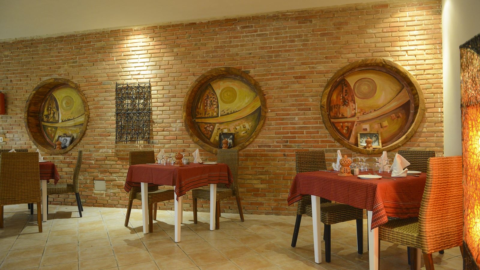 restaurants-restaurant-principal