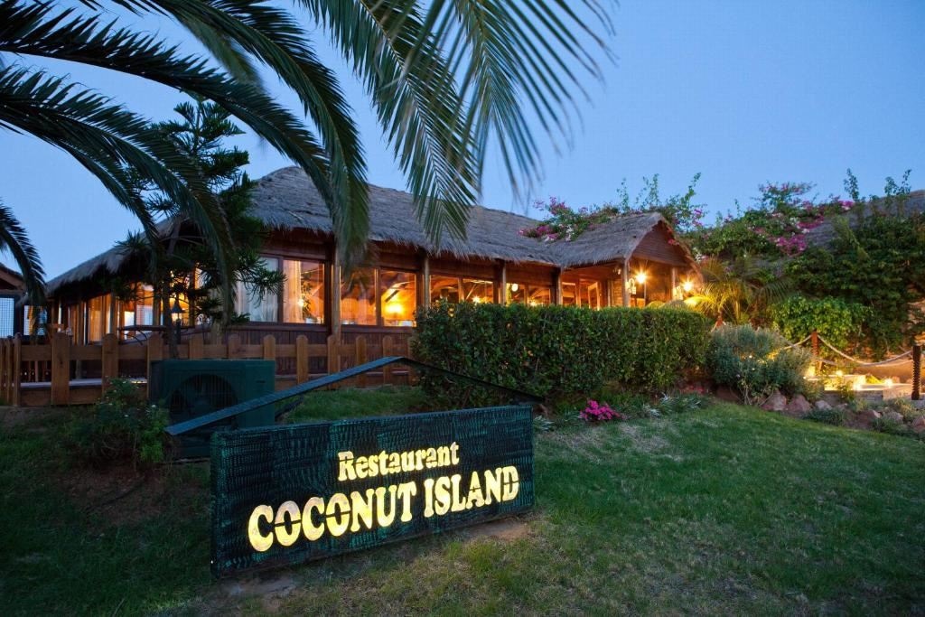 restaurants-coconut-island