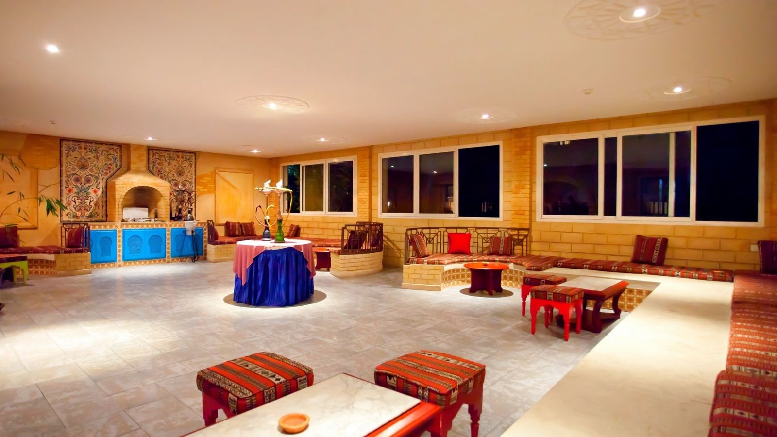 restaurants-restaurants