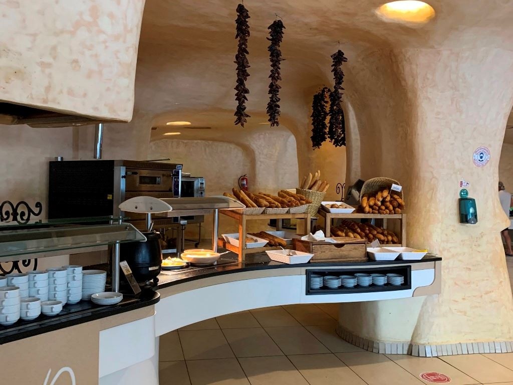 restaurants-restaurants