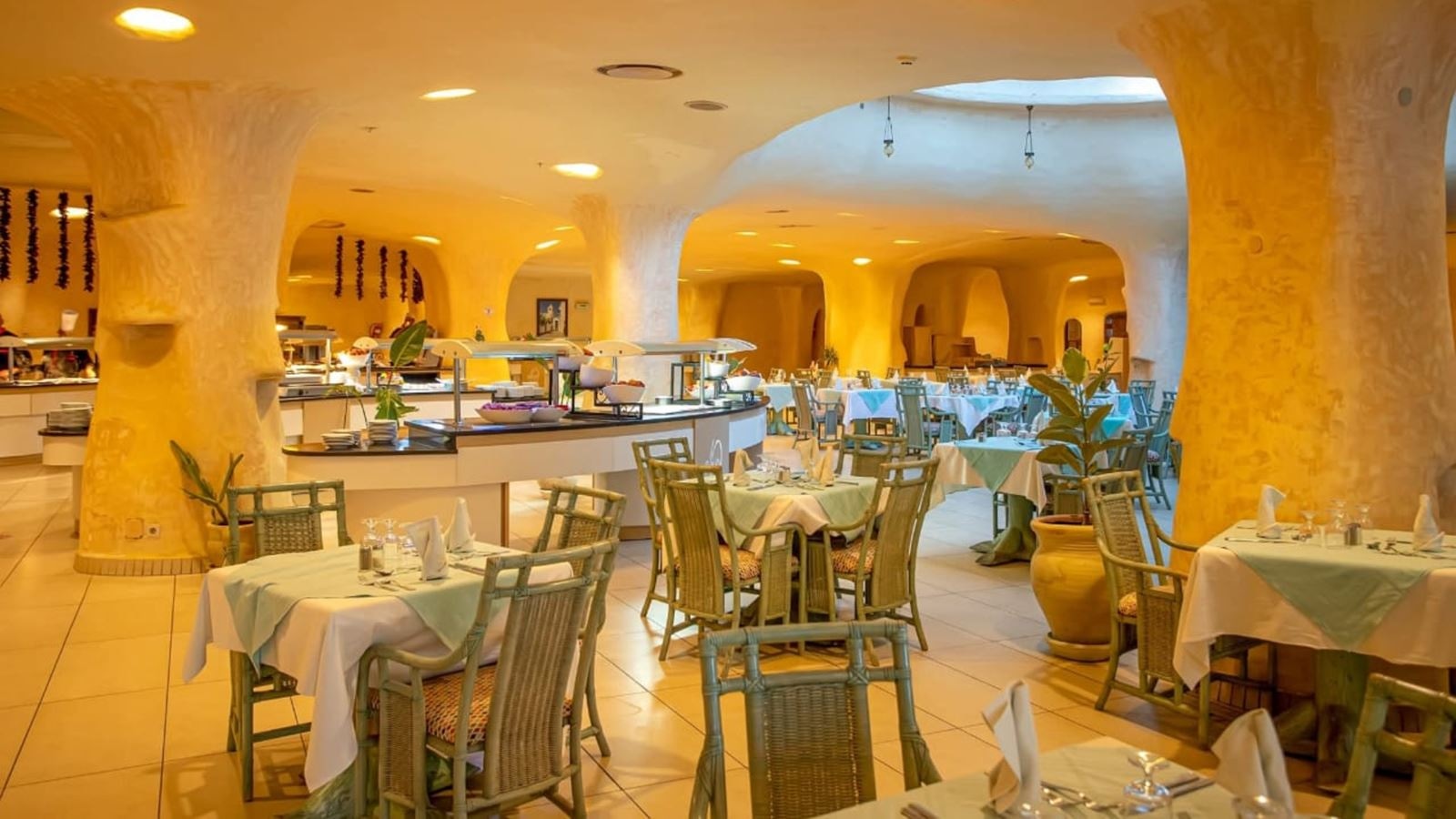 restaurants-restaurants