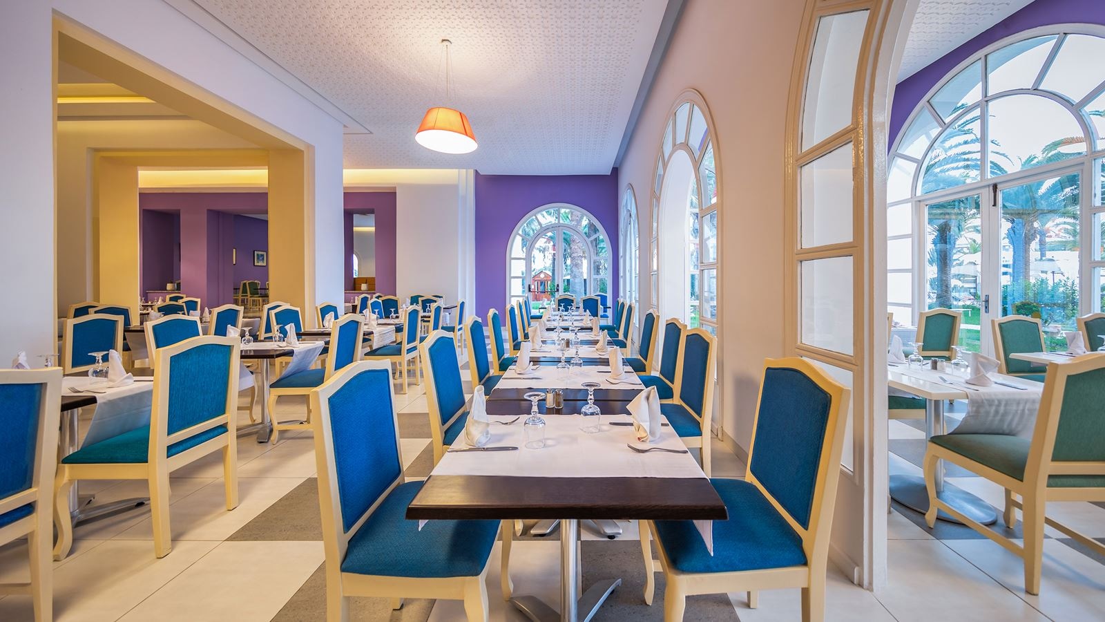 restaurants-restaurant-principal