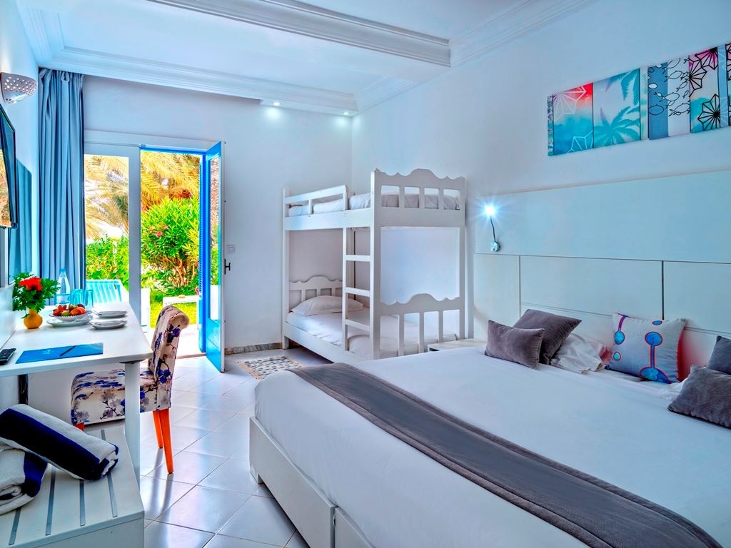 rooms-room-family-standard