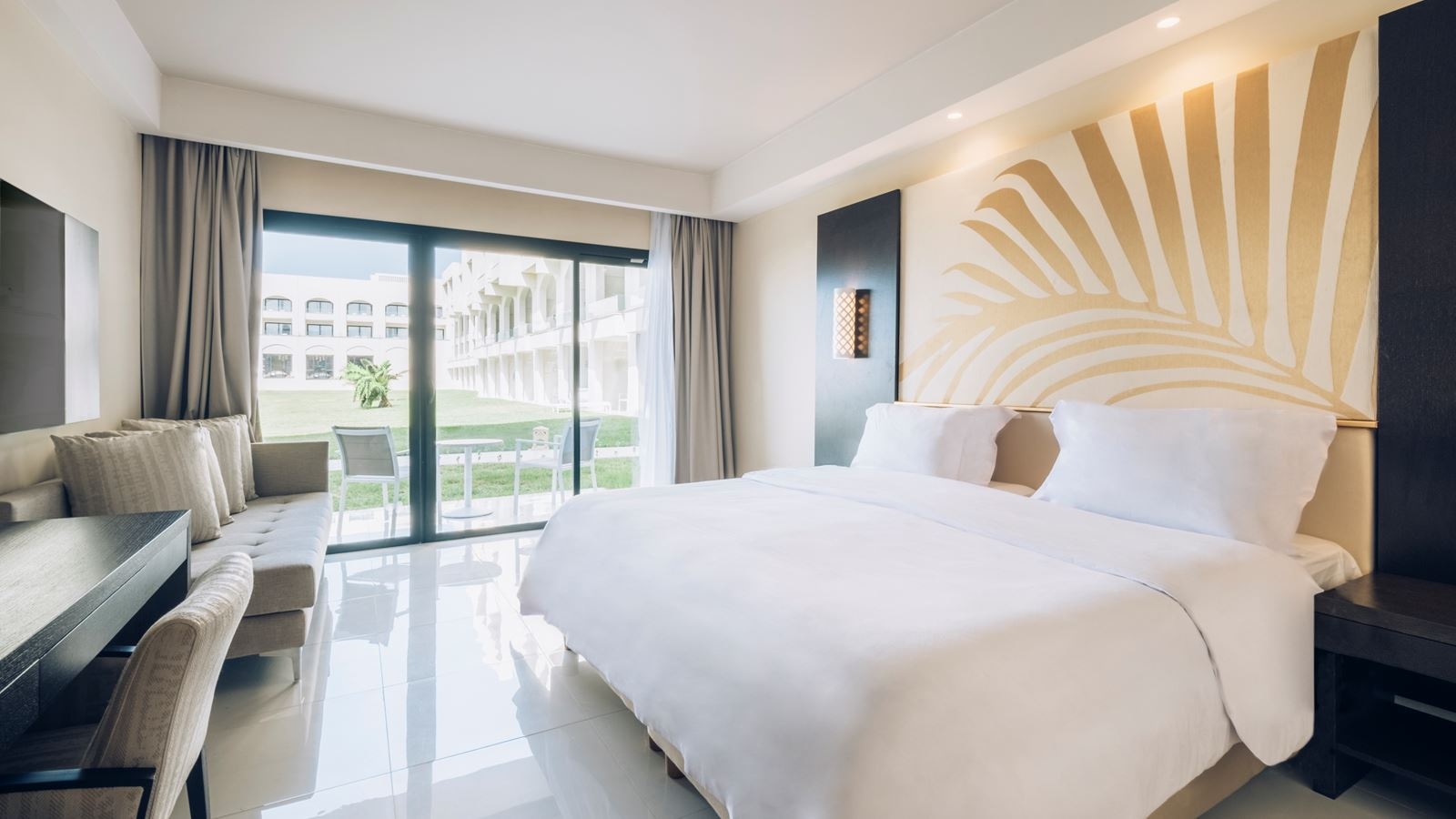 rooms-room-superior-double-gardenview